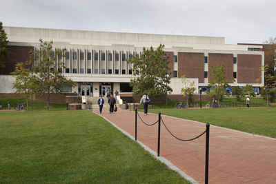 Delaware Public Colleges and Universities - University of Delaware: Morris Library