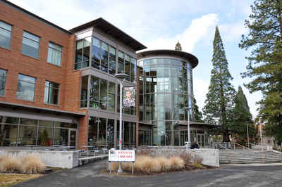 Oregon Public Colleges and Universities - Southern Oregon University (Ashland) Hannon Library