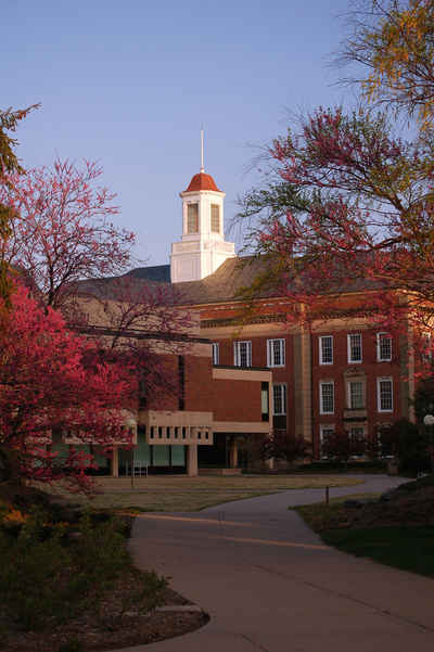 Nebraska Public Colleges and Universities - Don L. Love Memorial Library: University of Nebraska-Lincoln