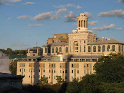 Pennsylvania Private Colleges and Universities: Carnegie Mellon University - Hamerschlag Hall 