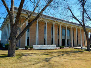 Henry County, Alabama Courthouse