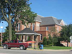 Wayne County, Illinois Courthouse