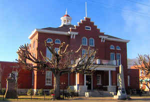 Trousdale County, Tennessee Courthouse