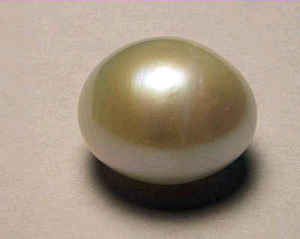 Kentucky State Gemstone: Fresh-Water Pearl 