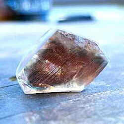 Oregon State Gemstone: Sunstone